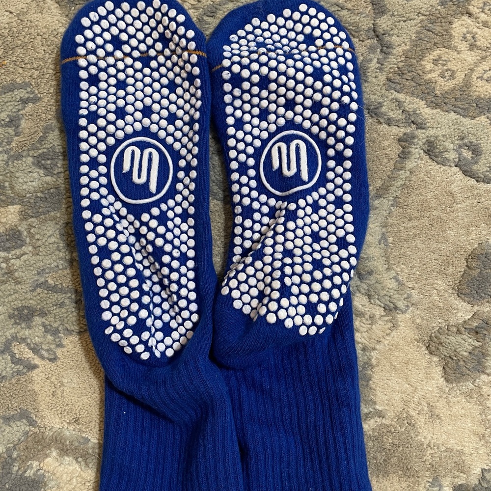 Moveactive Grip Socks (S) - Picture 2 of 2
